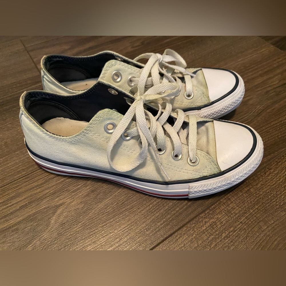 Converse low tops.